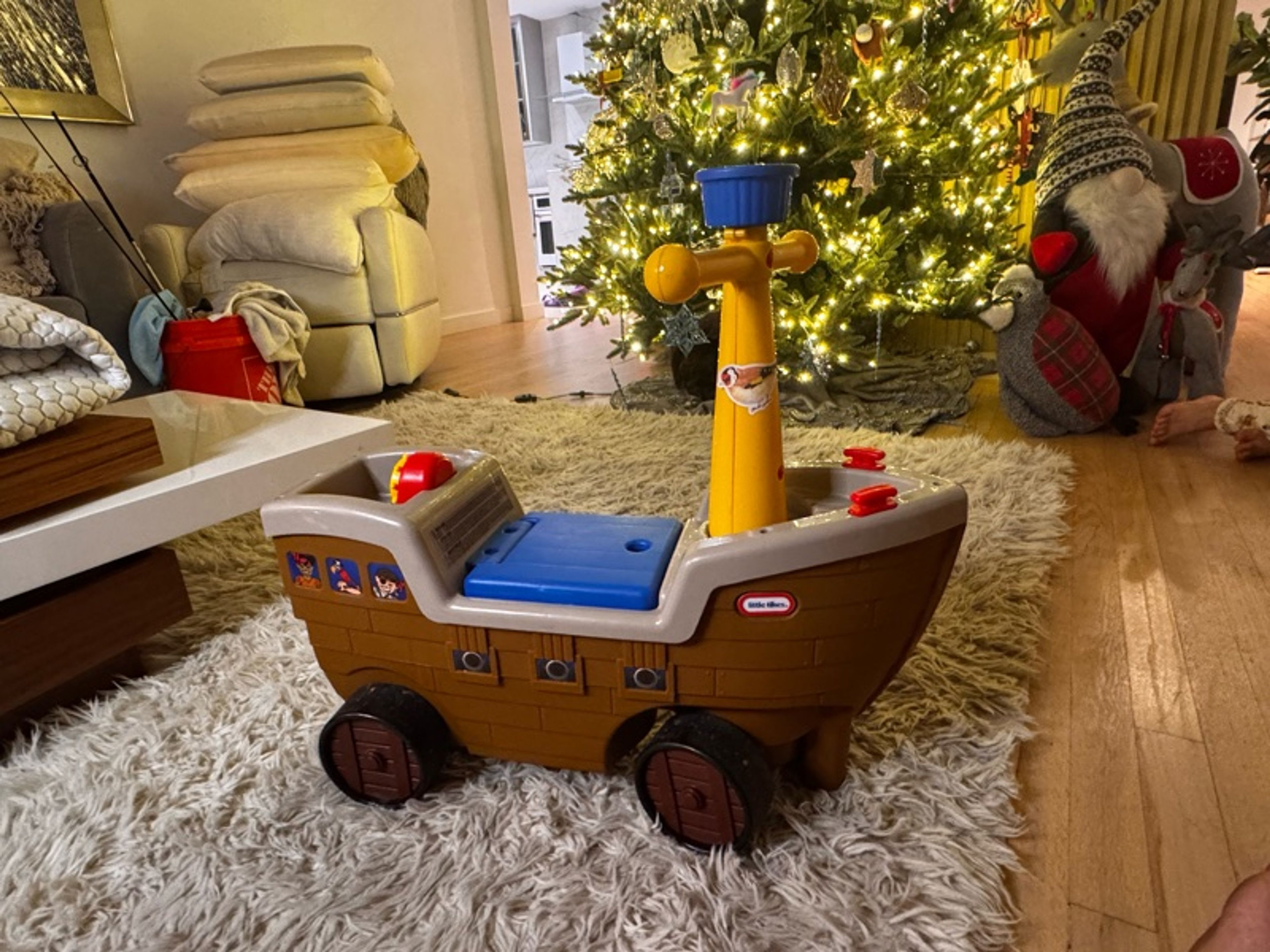 Little Tikes Play 'n Scoot Pirate Ship