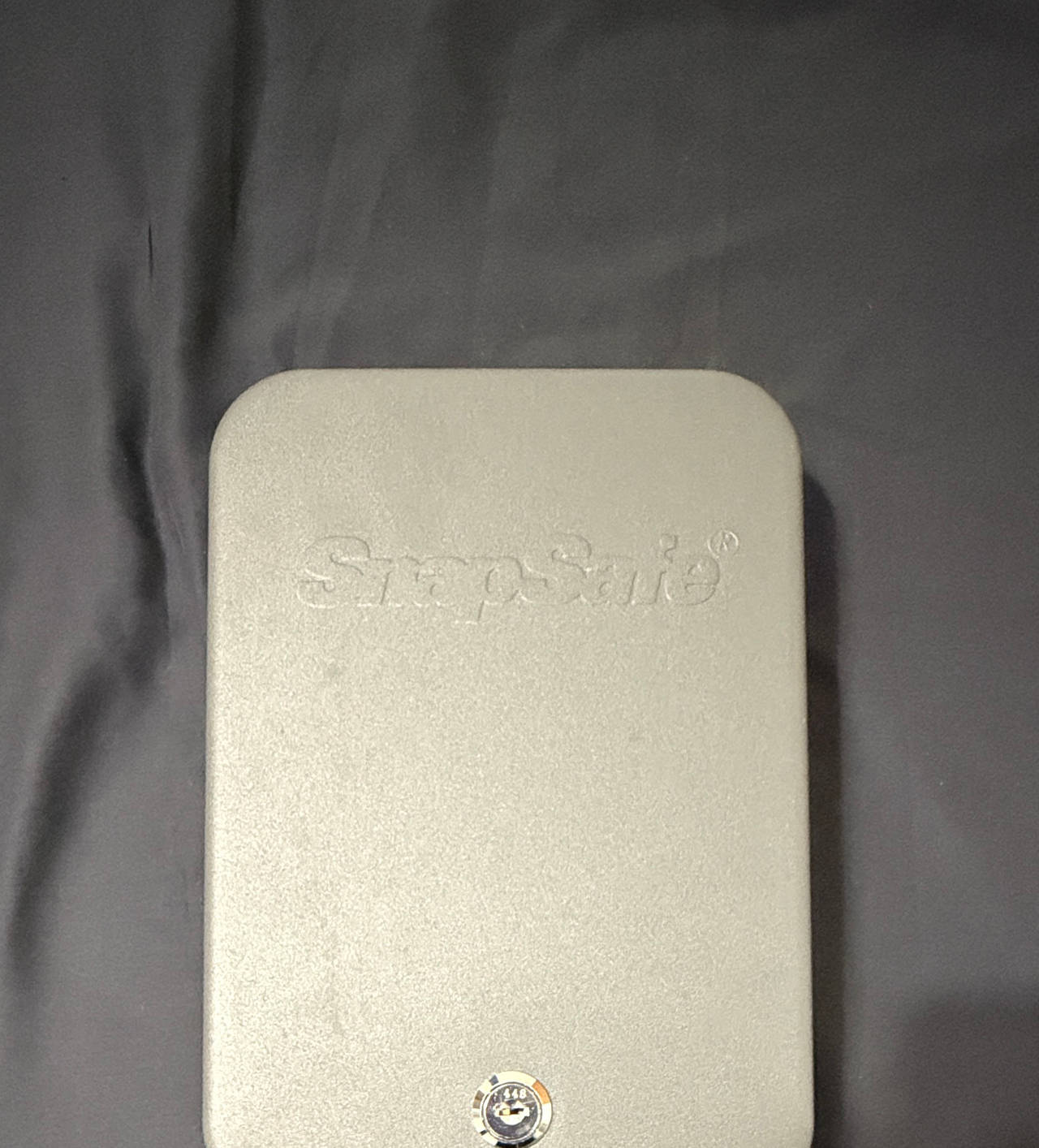 SnapSafe LockBox Large with Key Lock