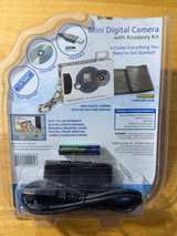 Innovage Mini Digital Camera 3-in-1 Keychain NEW Sealed Y2K Retro Collectible - Image 2