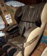 Real Relax Massage Chair - Image 1