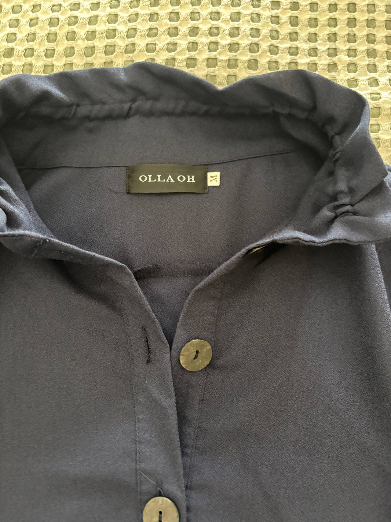 OLLA OH Button-Up Shirt