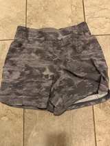 Columbia Men's Camouflage Athletic Shorts - Size M - Image 1