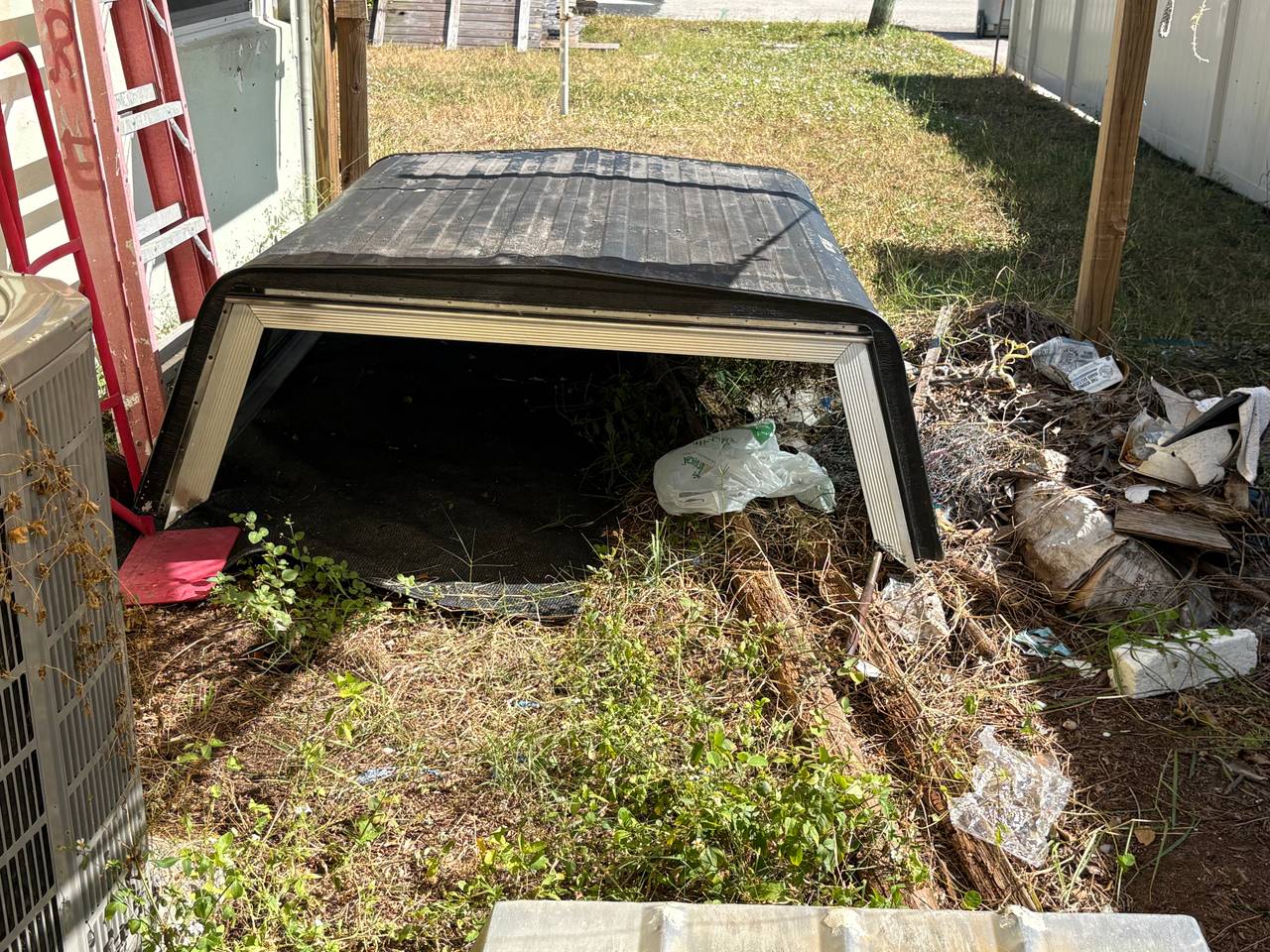 Truck Bed Tonneau Cover
