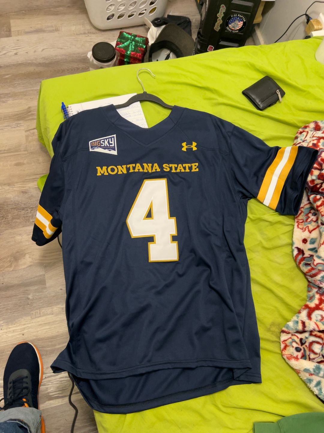 Under Armour Montana State Bobcats Football Jersey Youth XL Blue/Gold