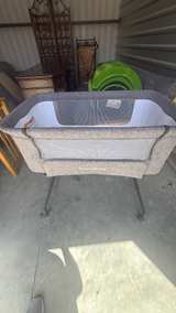 Pamo Babe Portable Bassinet - Image 2