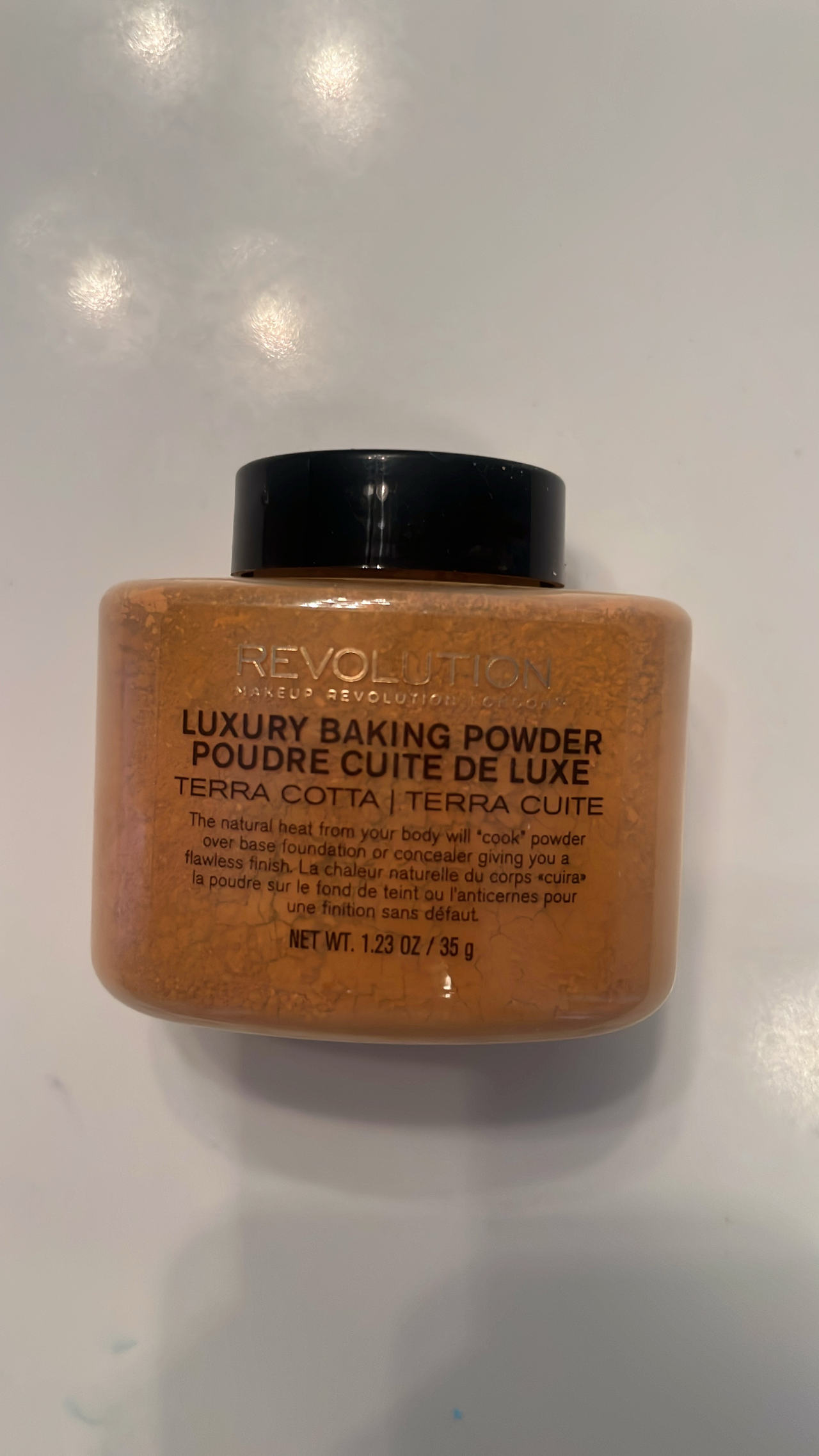 Makeup Revolution Luxury Baking Powder Terra Cotta brand new