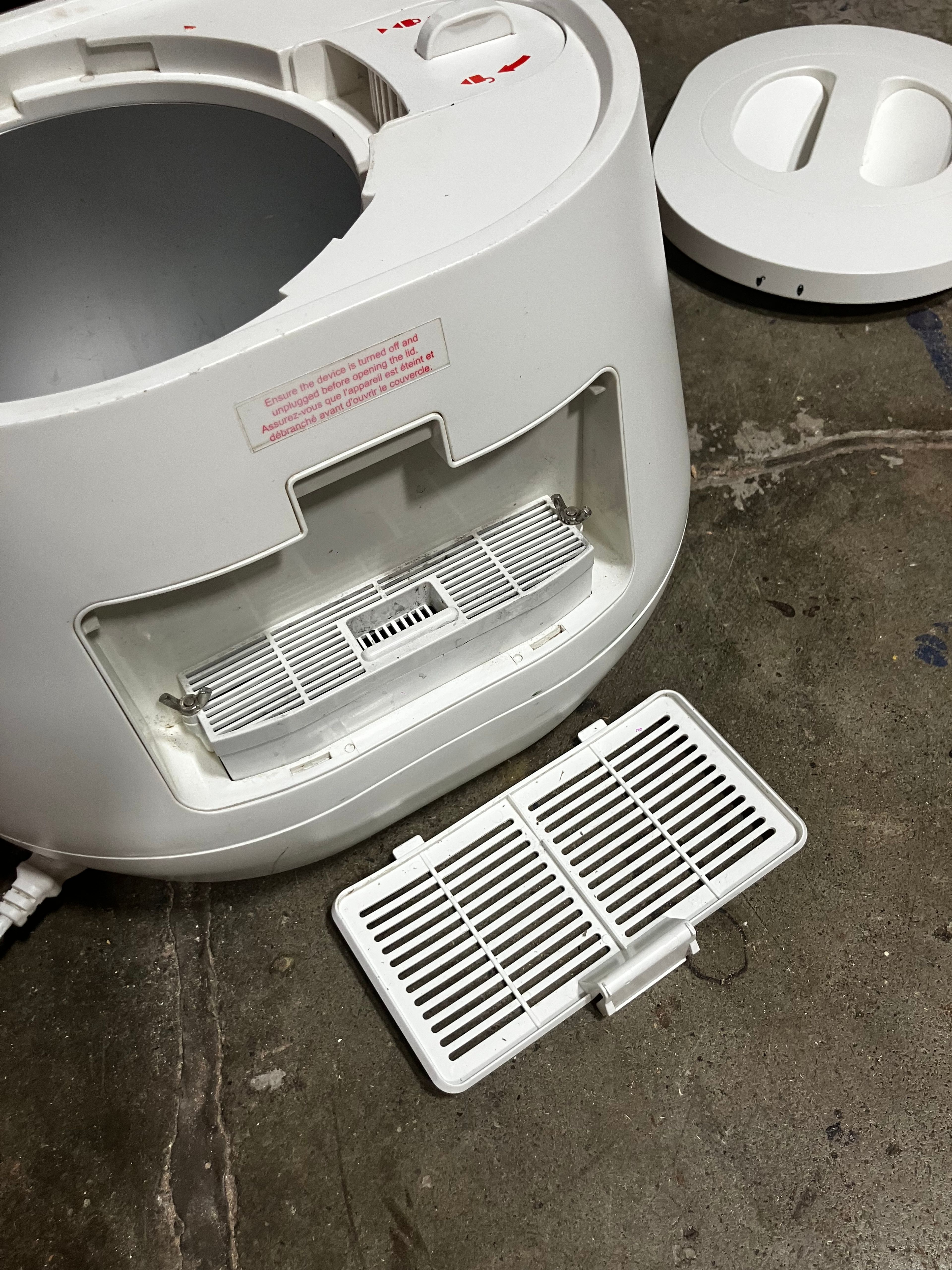 Lomi Countertop Food Composter White - Image 2