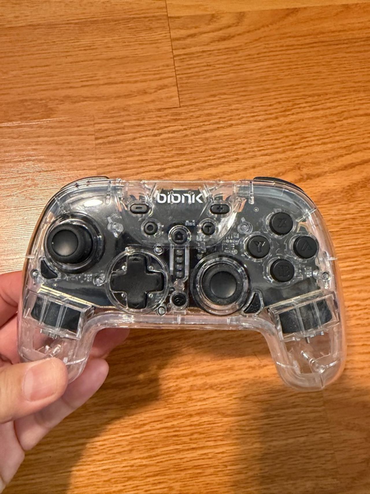 Bionik Neoglow Transparent Wireless RGB Controller for Nintendo Switch
