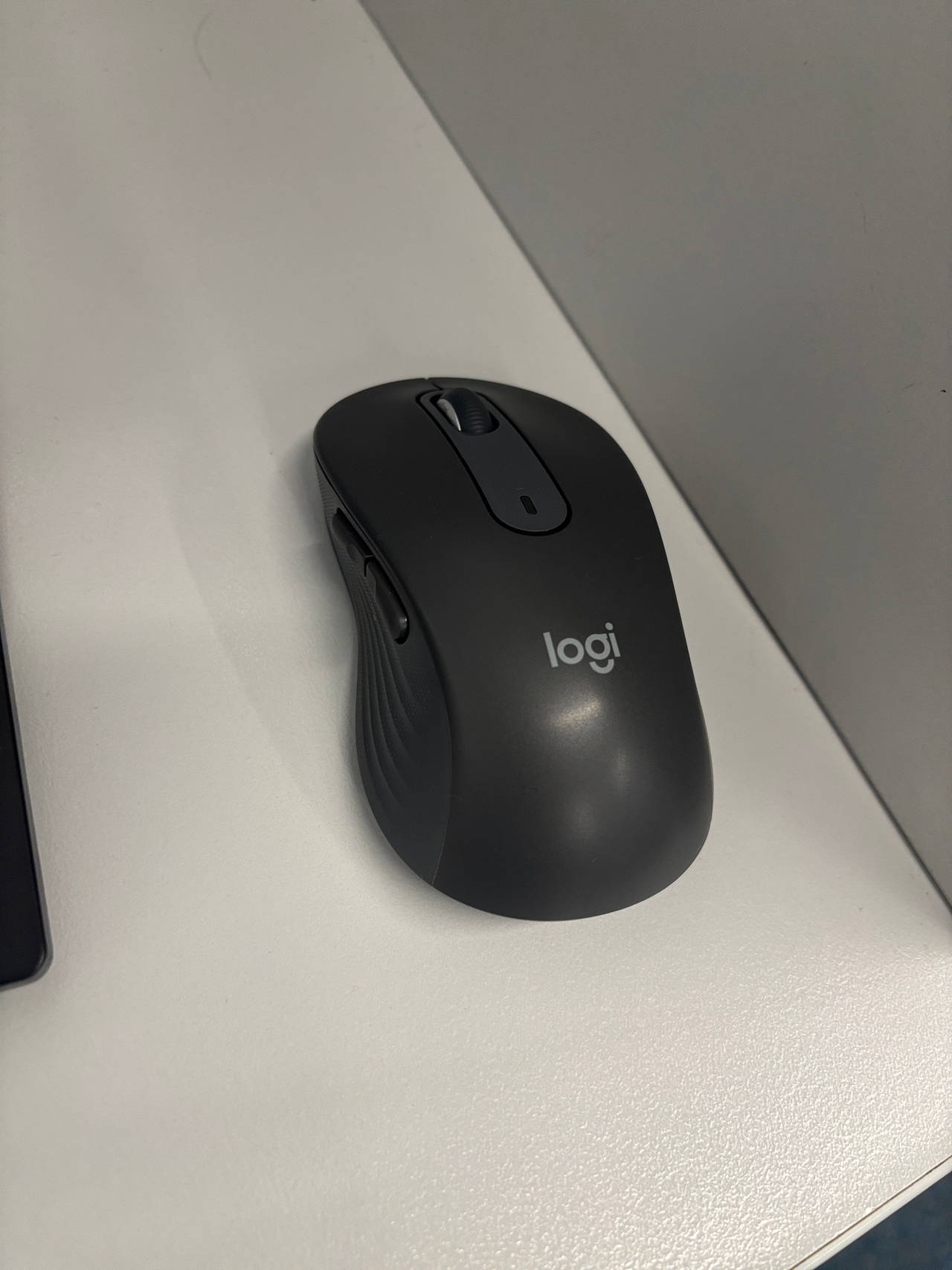 Logitech M650 L Wireless Mouse
