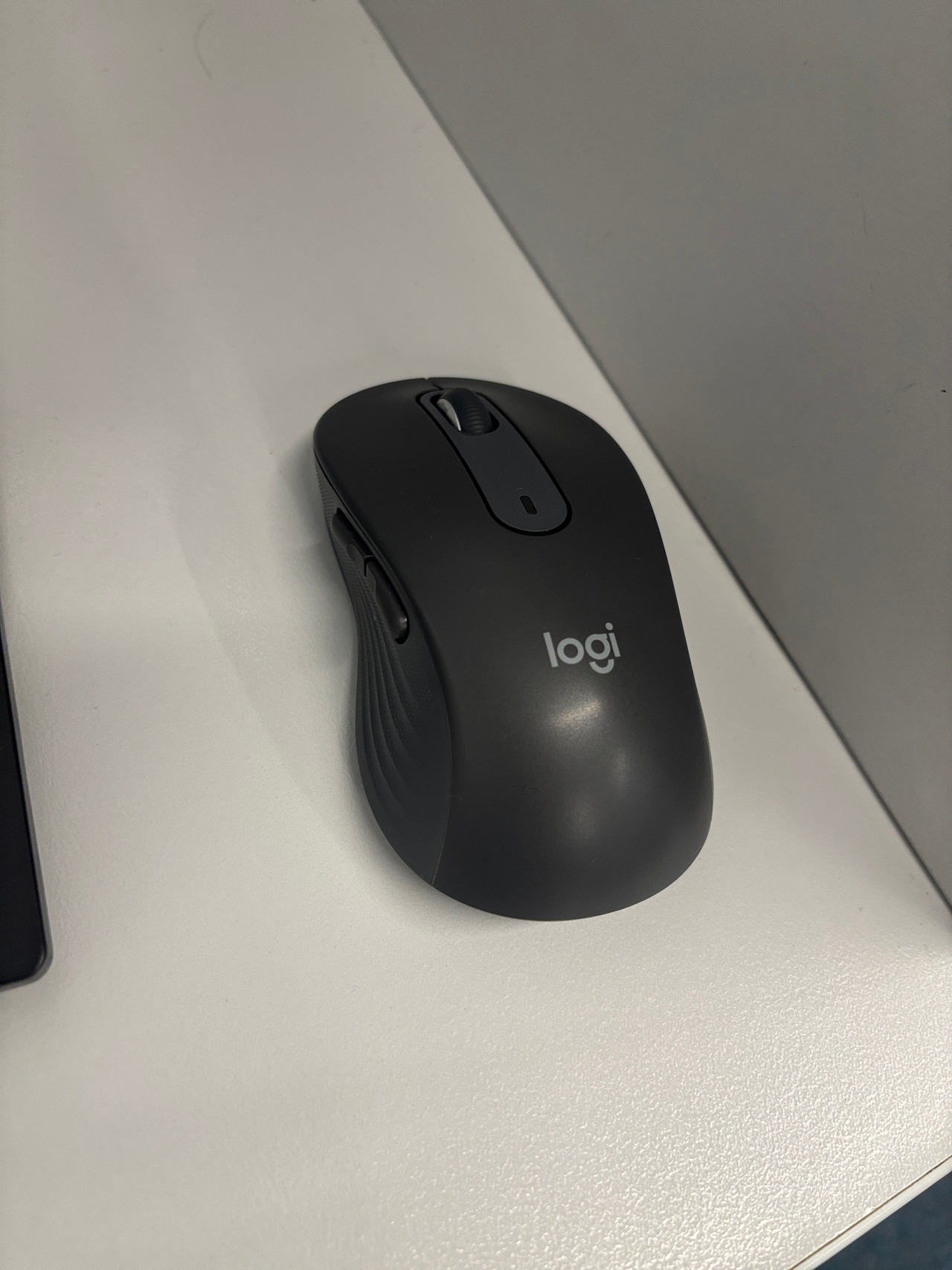 Logitech M650 L Wireless Mouse