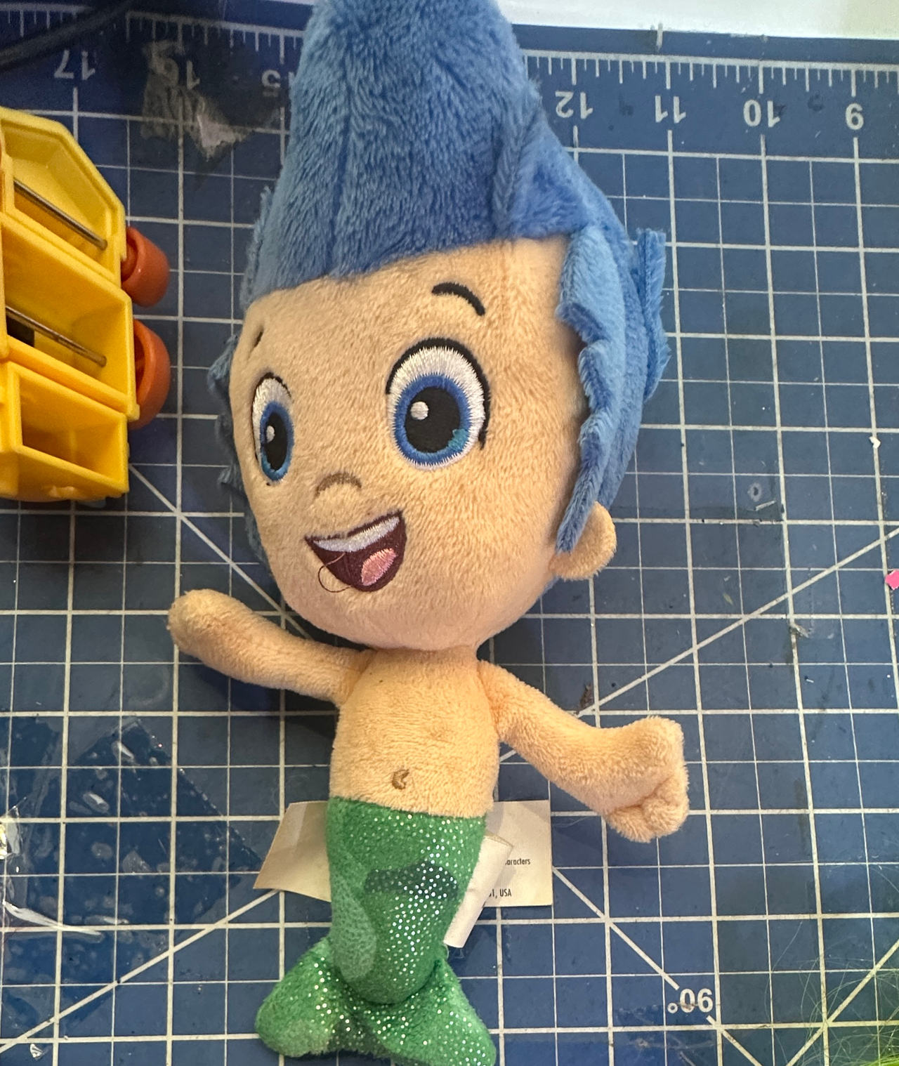Nickelodeon Bubble Guppies Gil Plush Toy. 185