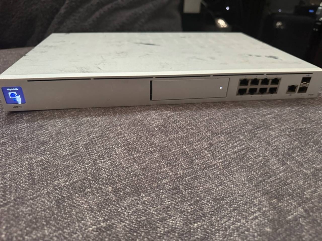 Ubiquiti UniFi Dream Machine Pro (UDM PRO)