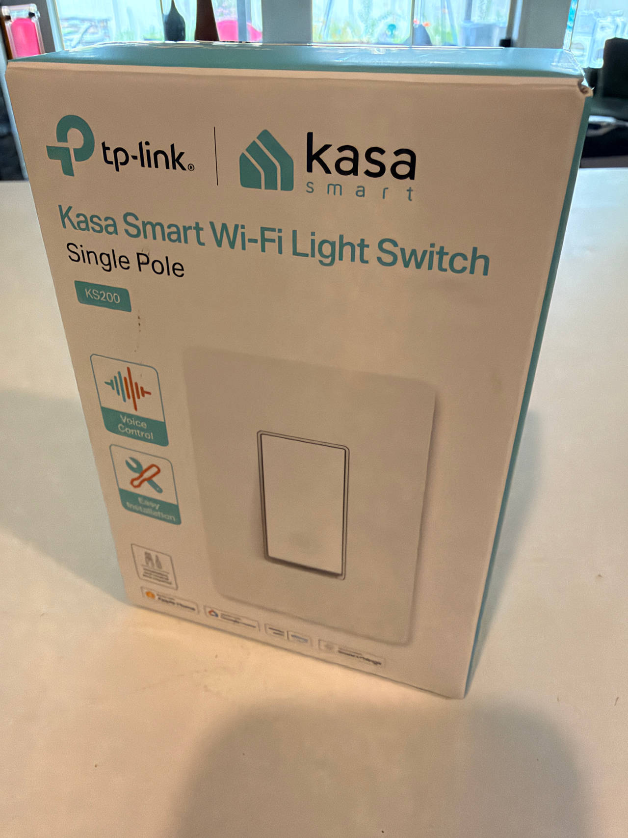 TP-Link Kasa Smart Wi-Fi Light Switch KS200