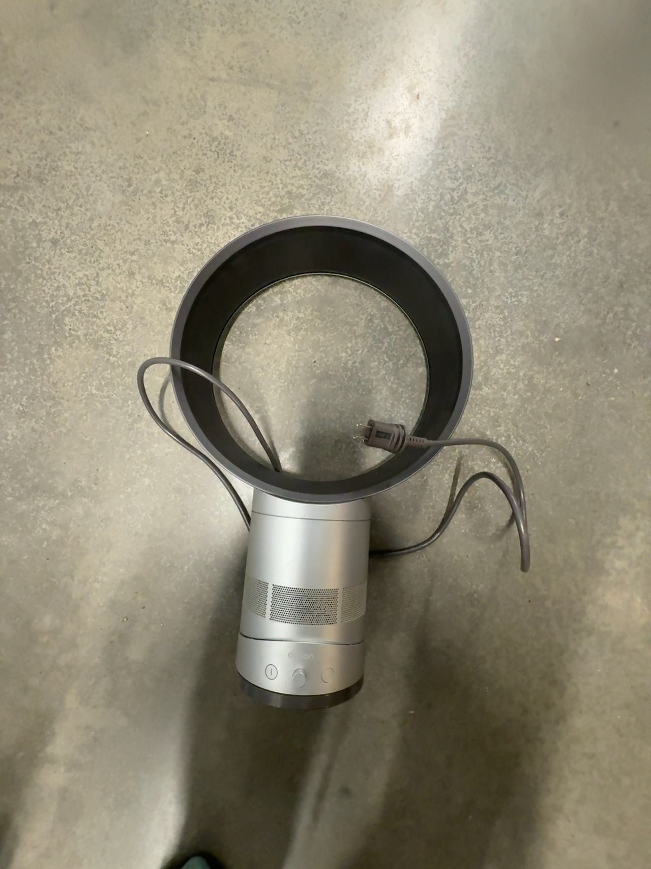 Dyson AM01 Air Multiplier Bladeless Desk Fan Silver/Black