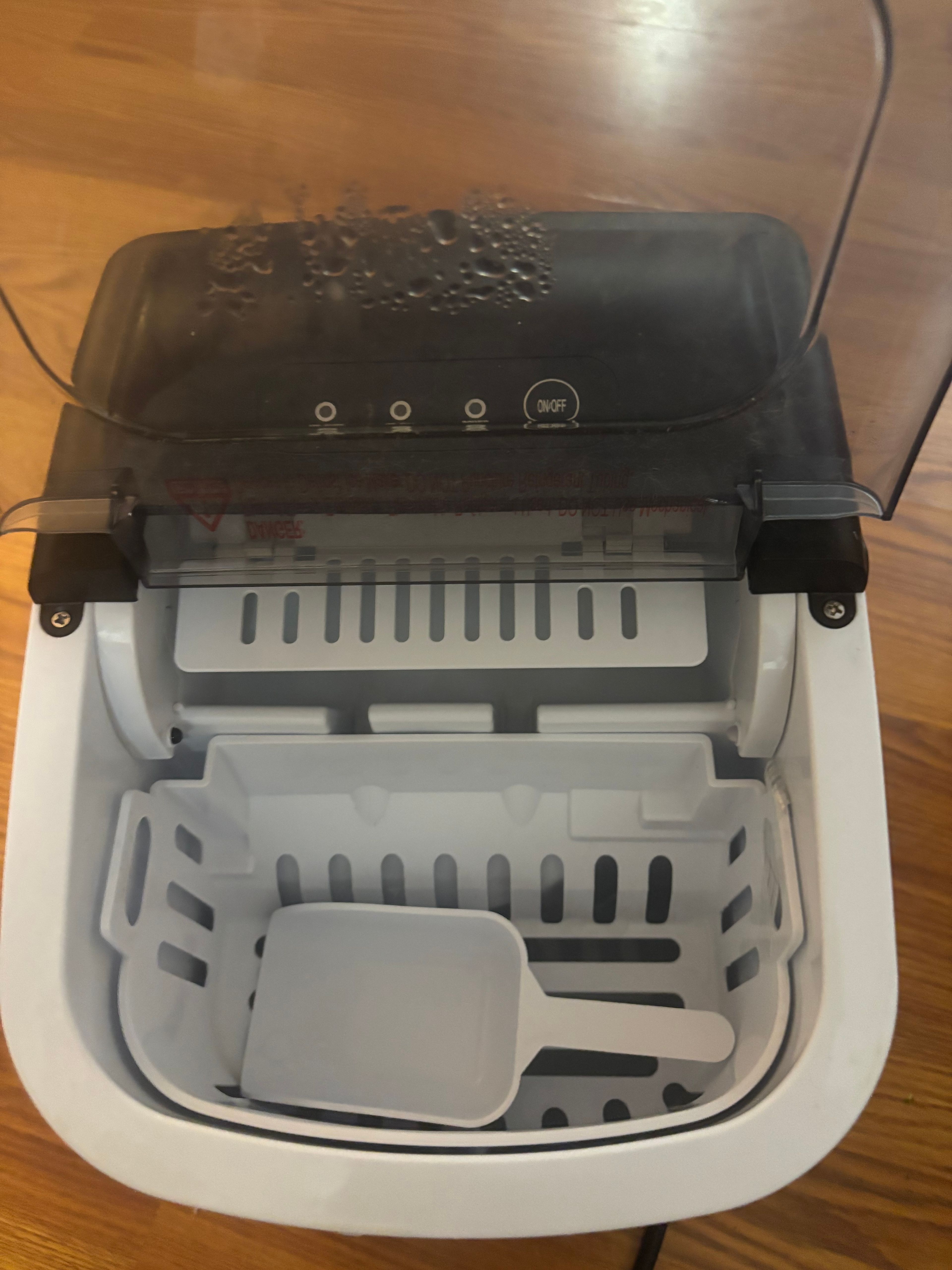 Frigidaire EFIC101 Countertop Ice Maker - Image 3