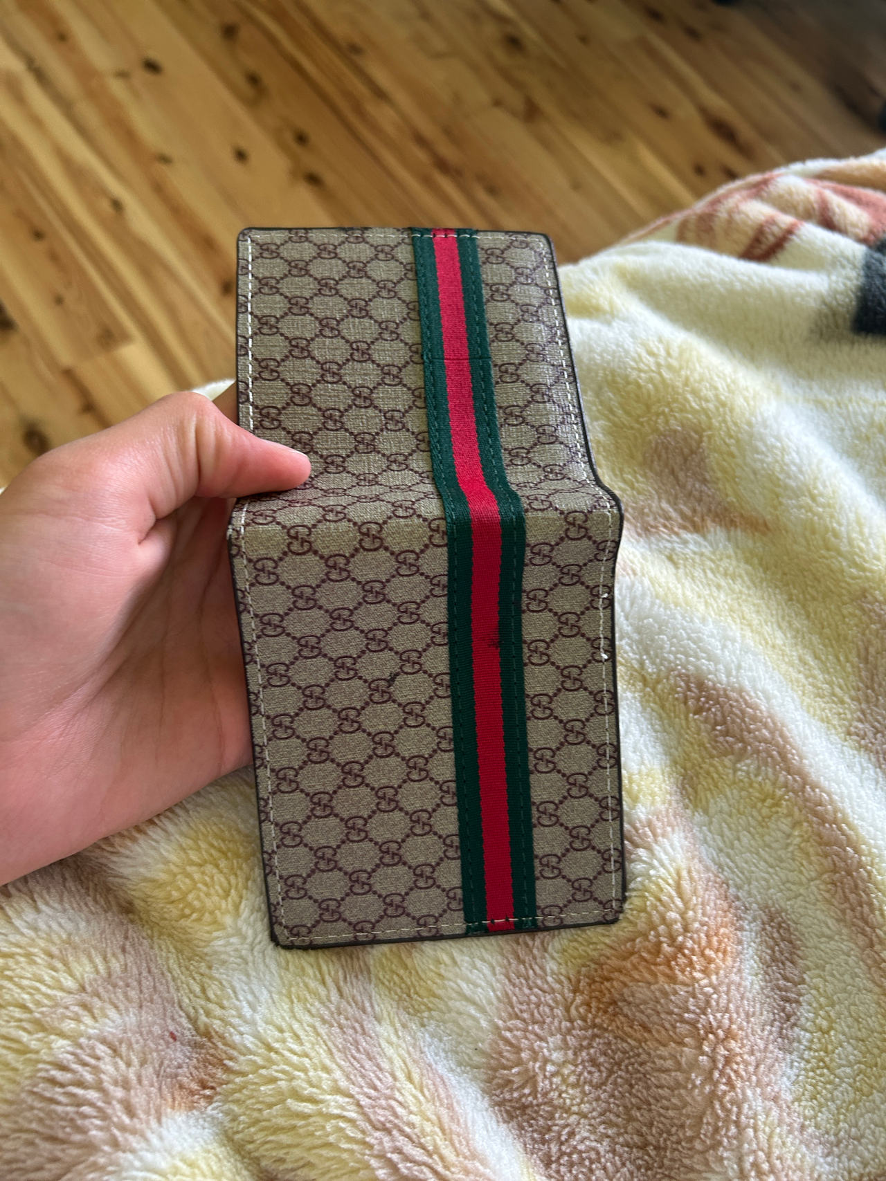 Gucci GG Supreme Wallet