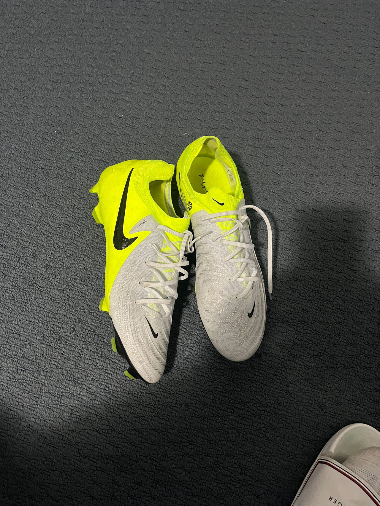 Nike Phantom GT2 Elite FG