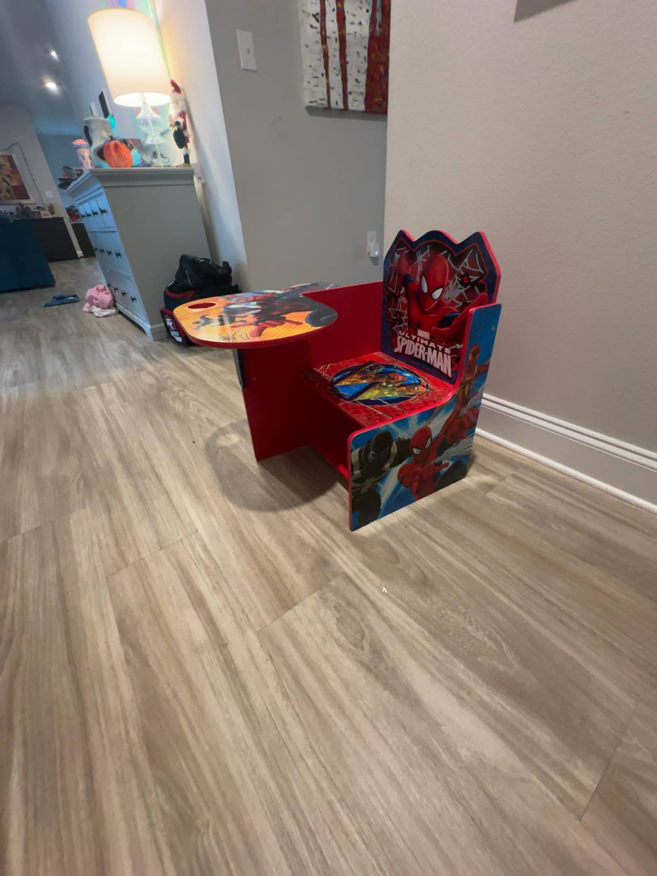 Delta Children Spider-Man Chair Desk with Storage Bin