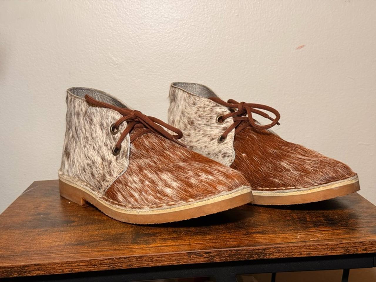 Uwezo Desert Boot Cowhide Calf Hair Leather SIZE 10