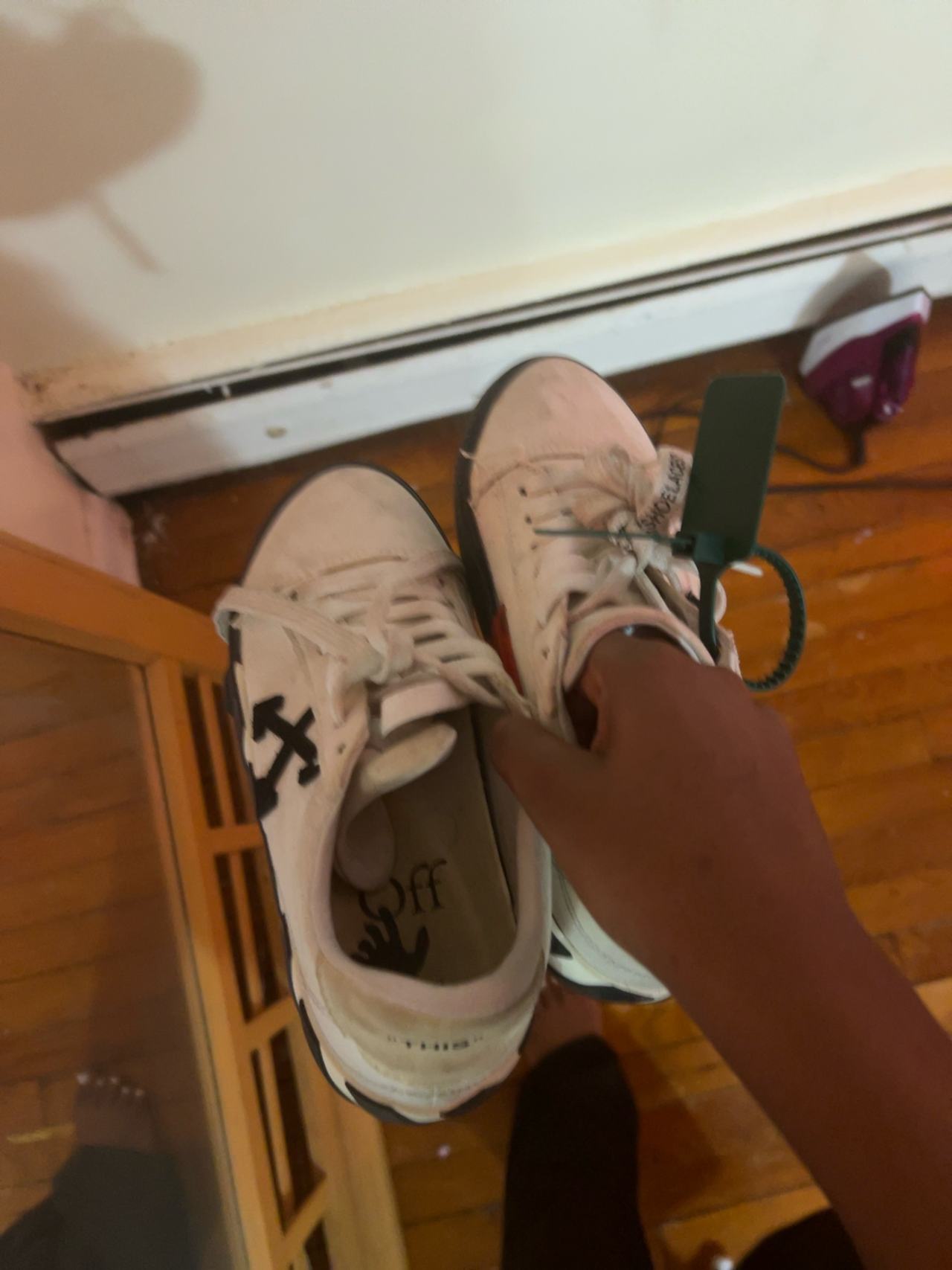 Off-White Vulcanized Low Top Sneaker