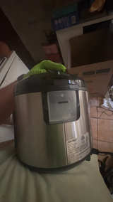 Aroma 8-Cup Digital Rice Cooker & Steamer Silver - Image 2