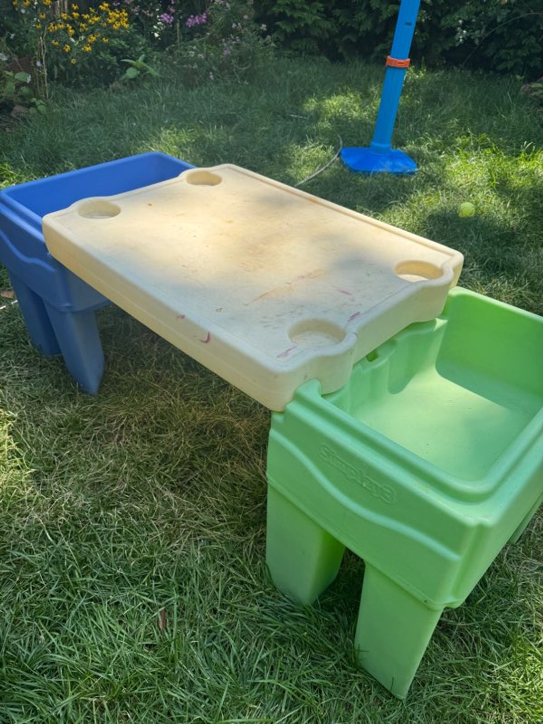 Step2 Naturally Playful Sand & Water Activity Center