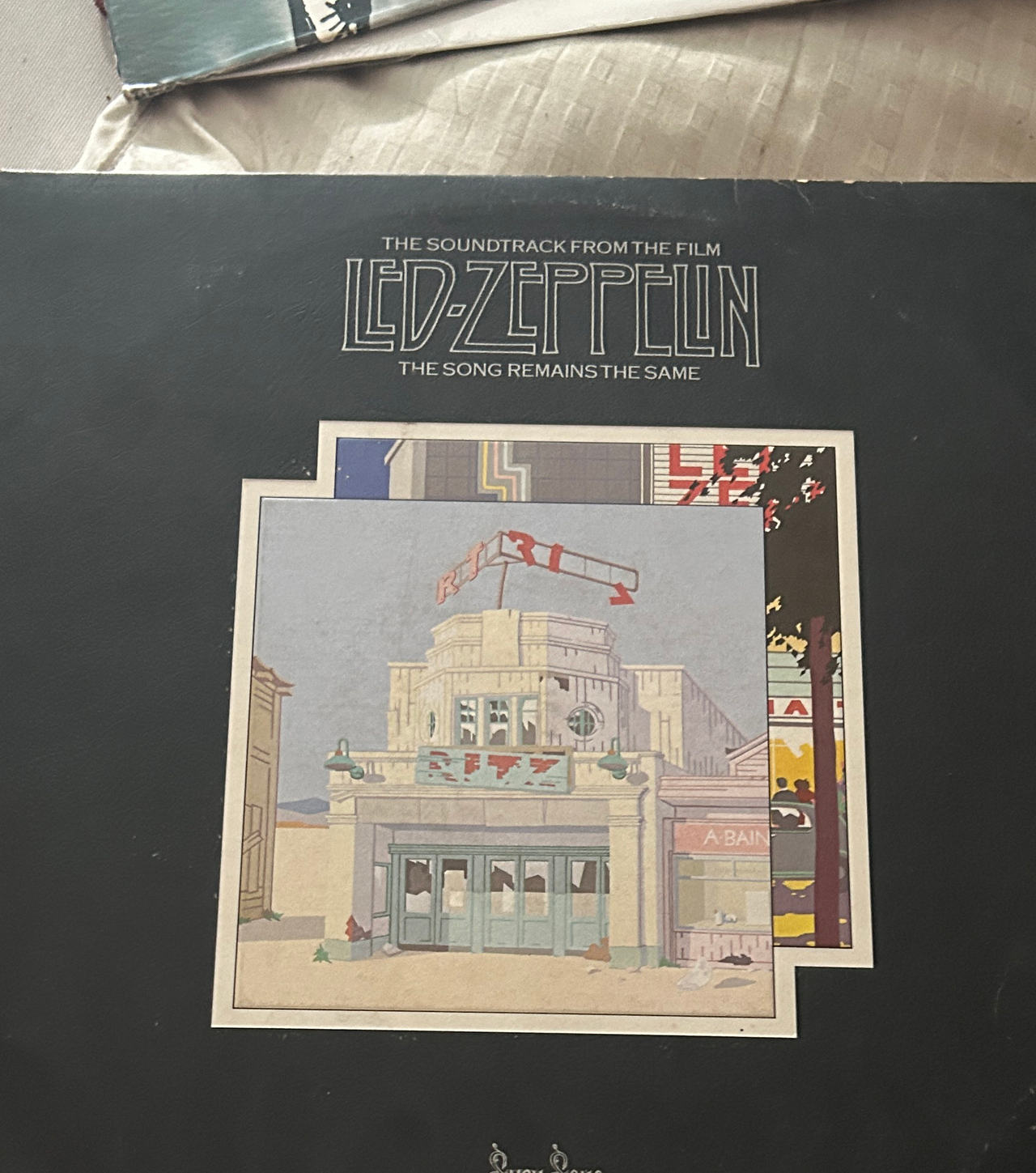 Led Zeppelin - The Song Remains the Same Vinyl LP