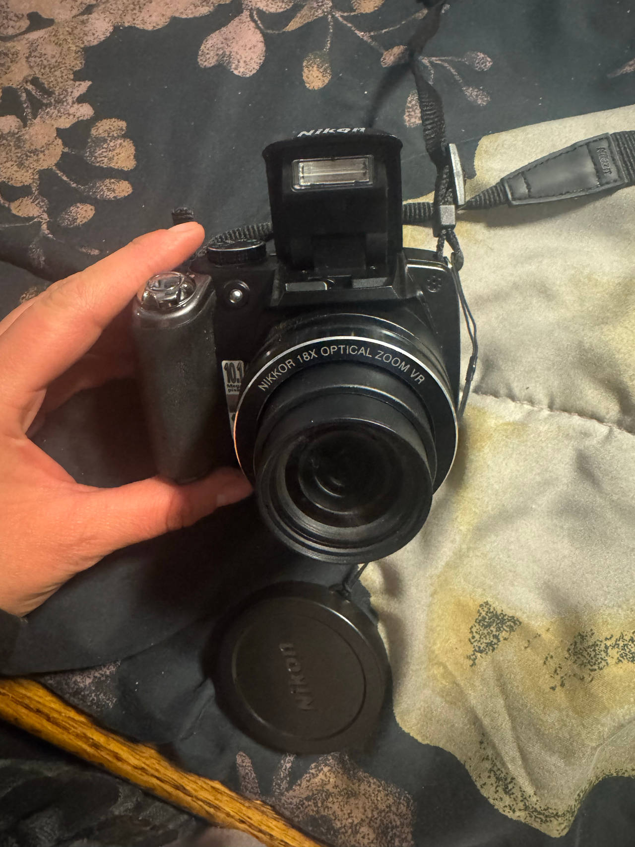 Nikon Coolpix P80