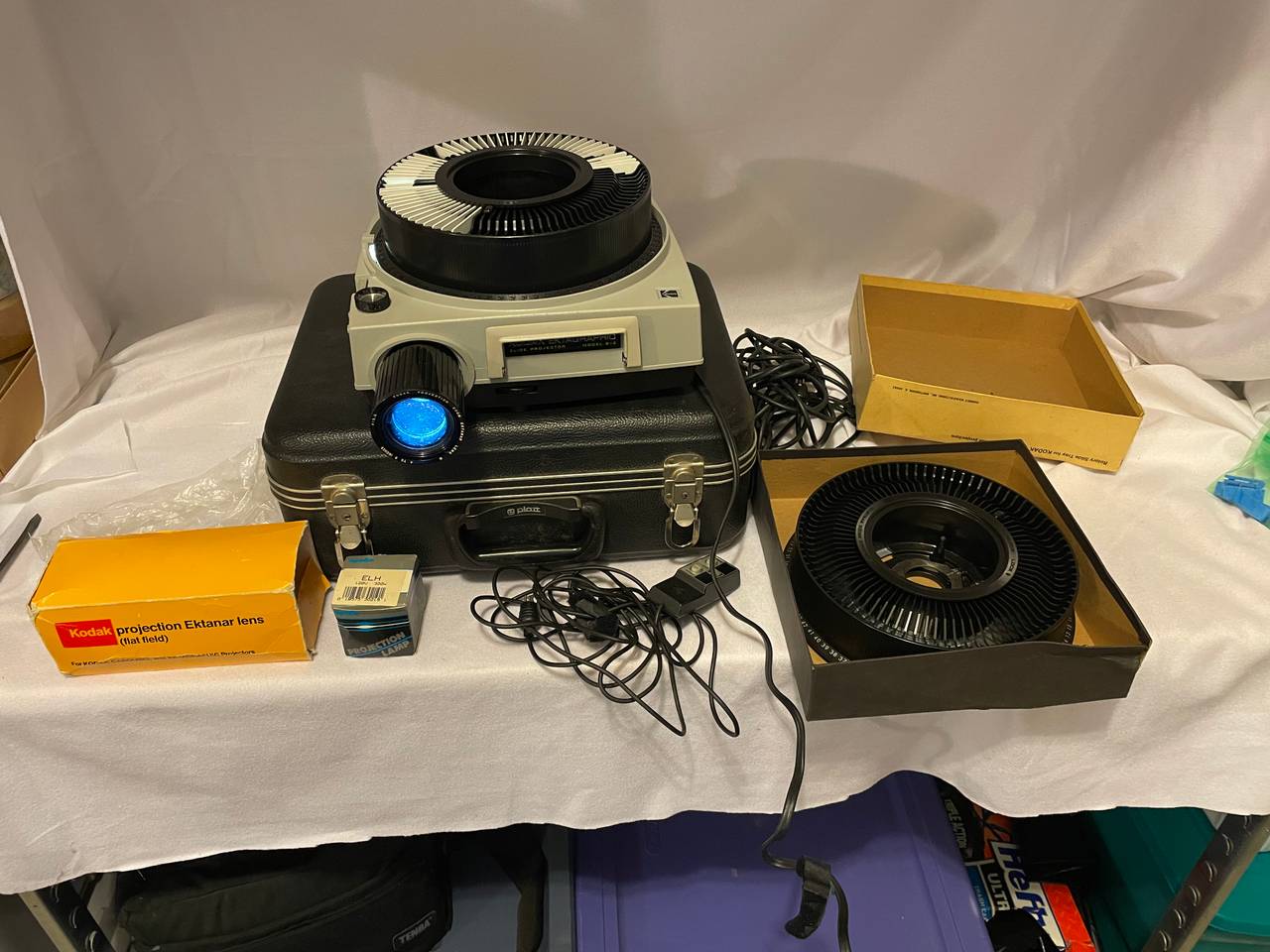 Kodak Ektagraphic B-2 Carousel Slide Projector