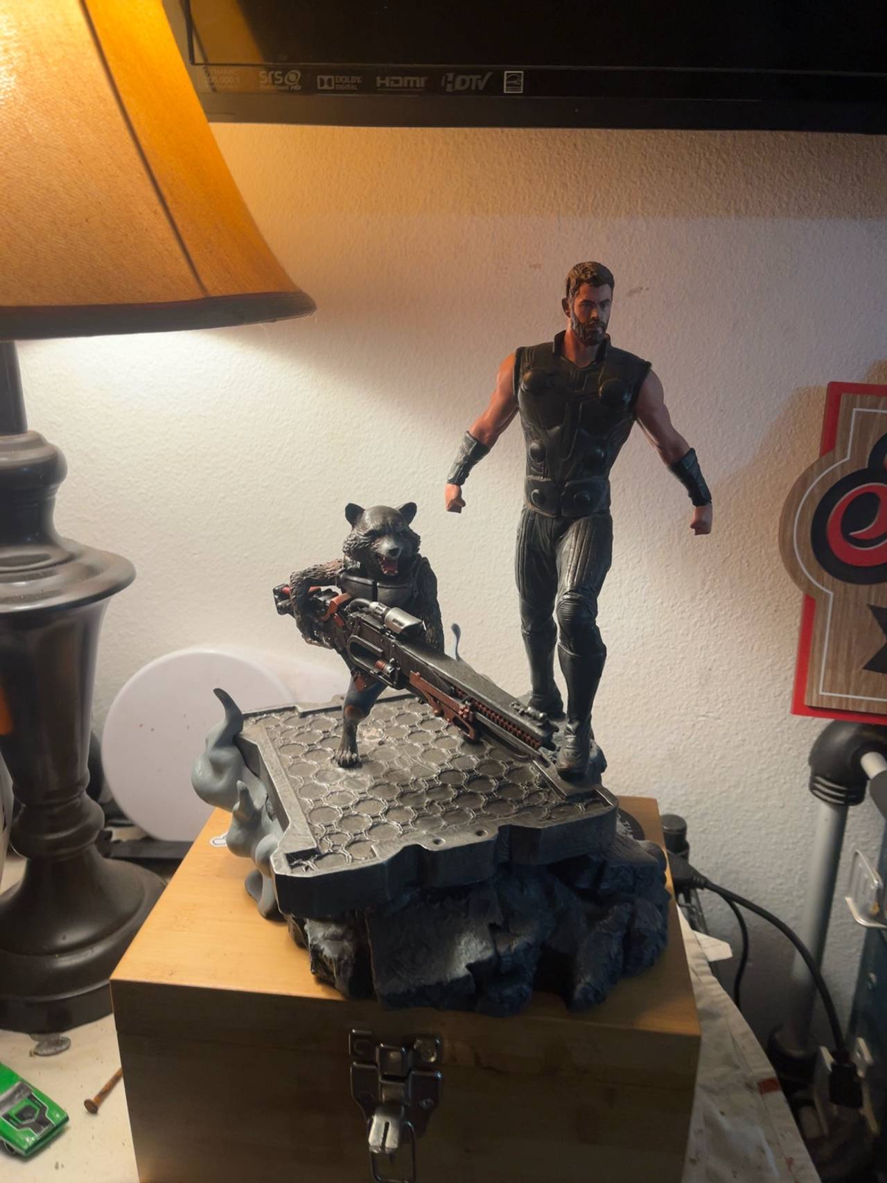 Marvel Thor & Rocket Infinity War Statue