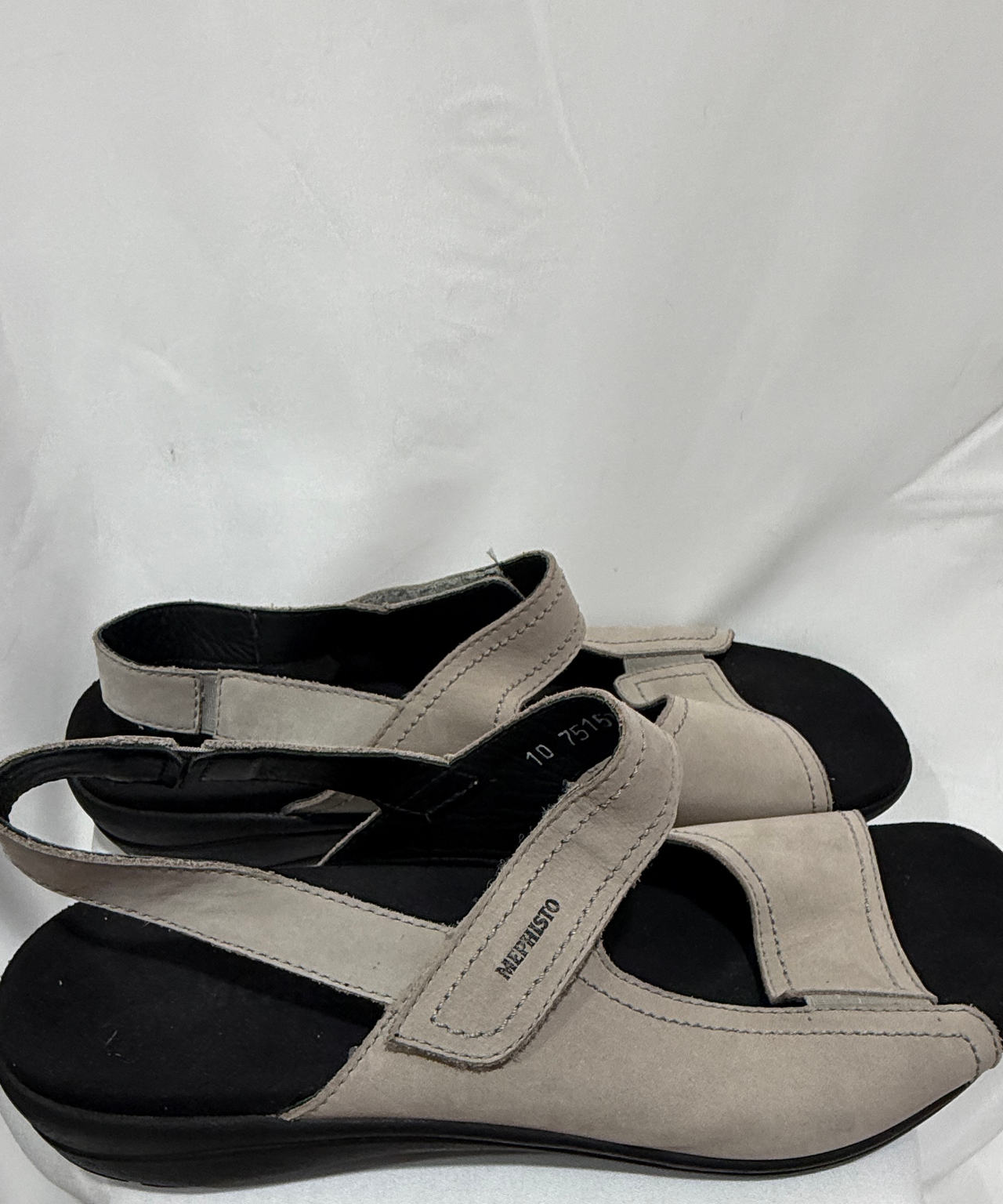 Mephisto Women's Helen Sandals Taupe Nubuck Size 10