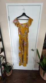 Floral Cold Shoulder Maxi Dress with Tie Waist and bottom slit, size shein 2xl. - Image 2