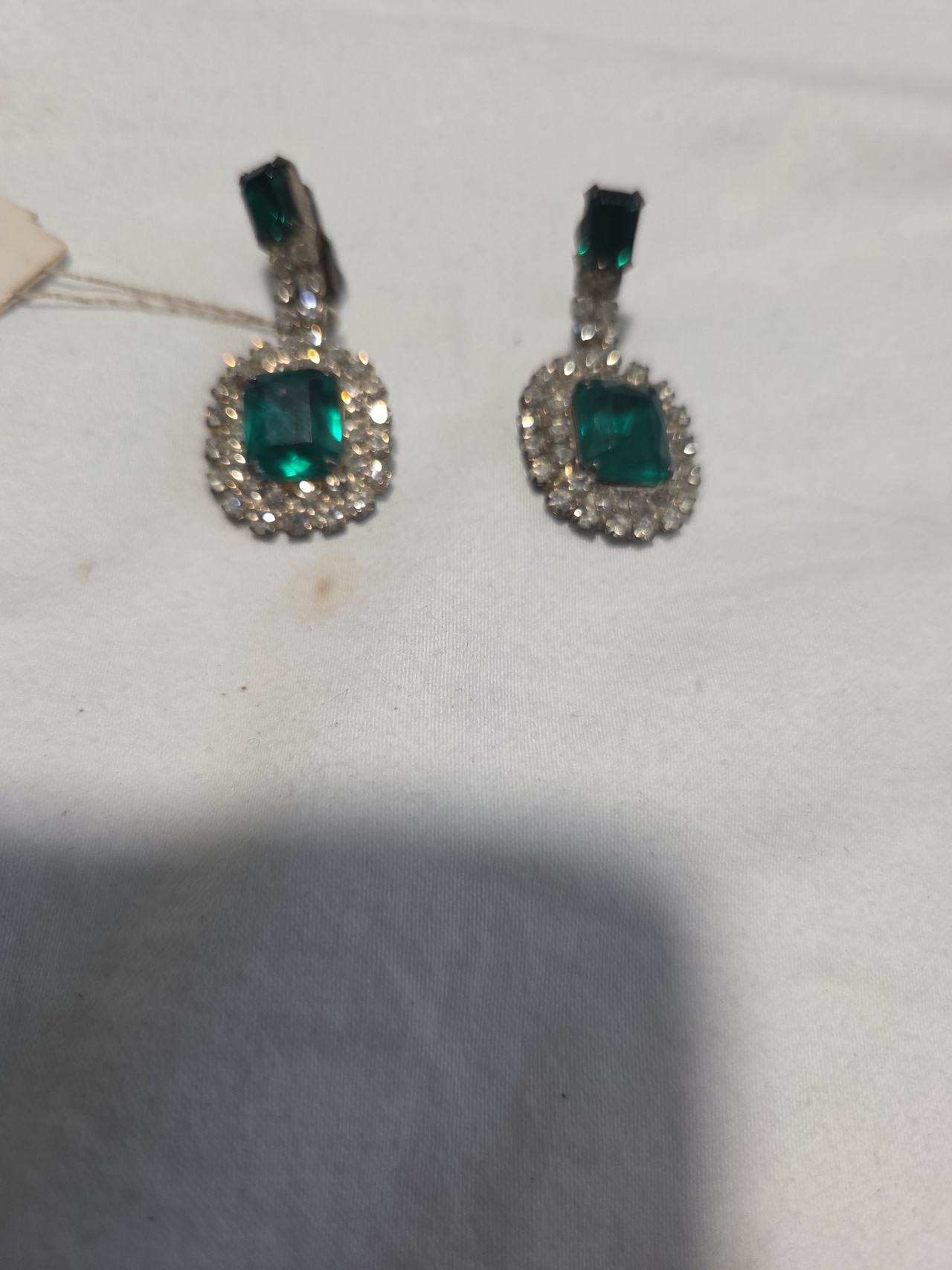 Vintage Emerald Style Rhinestone Clip-On Earrings
