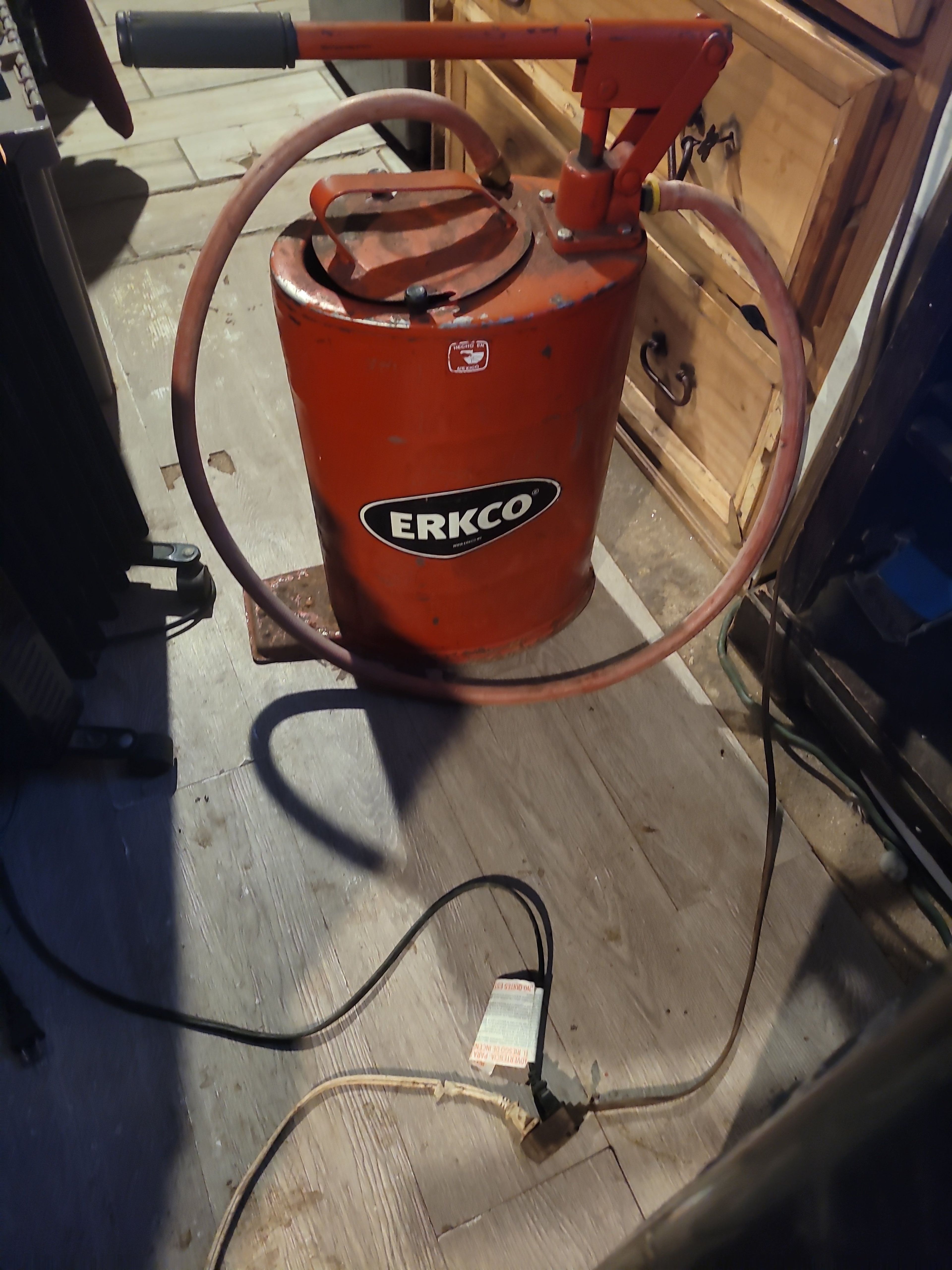 Erkco Manual Bucket Grease Pump