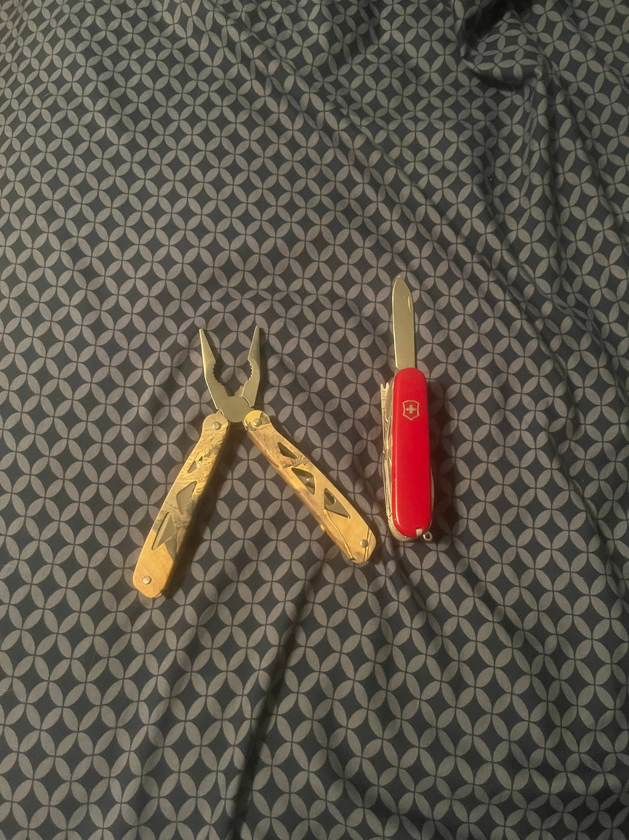 multi-tool pliers