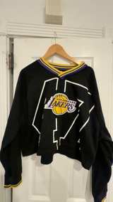 Ultra Game 3X Lakers Courtside Sweatshirt Black CROP TOP WOMENS  - Image 1