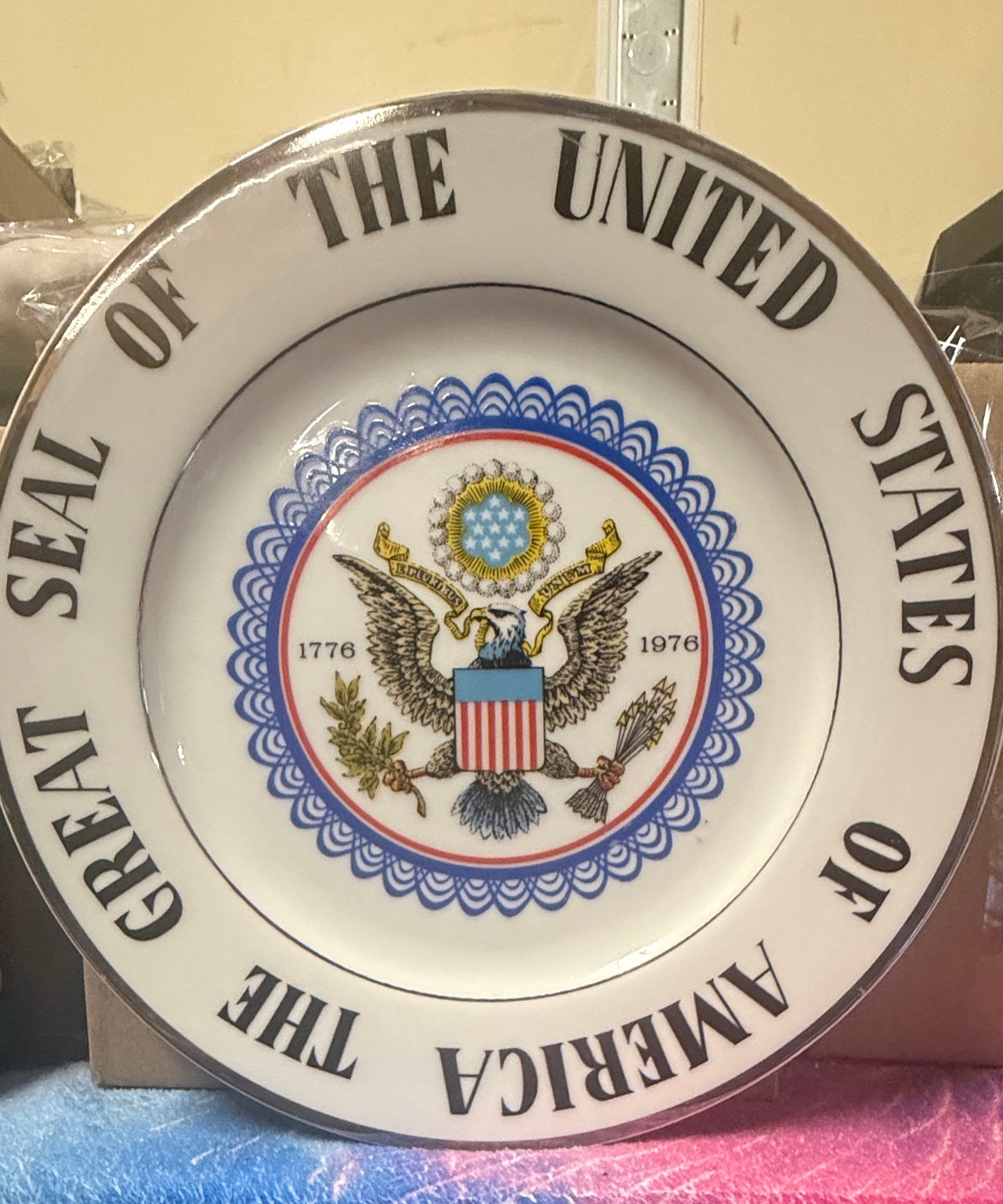 1976 Bicentennial Great Seal of the United States eagle Commemorative Plate