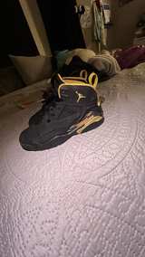 Jordan True Flight Black Metallic Gold - Image 5