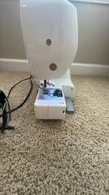 Singer Fashion Mate 7256 Computerized Sewing Machine - Image 7