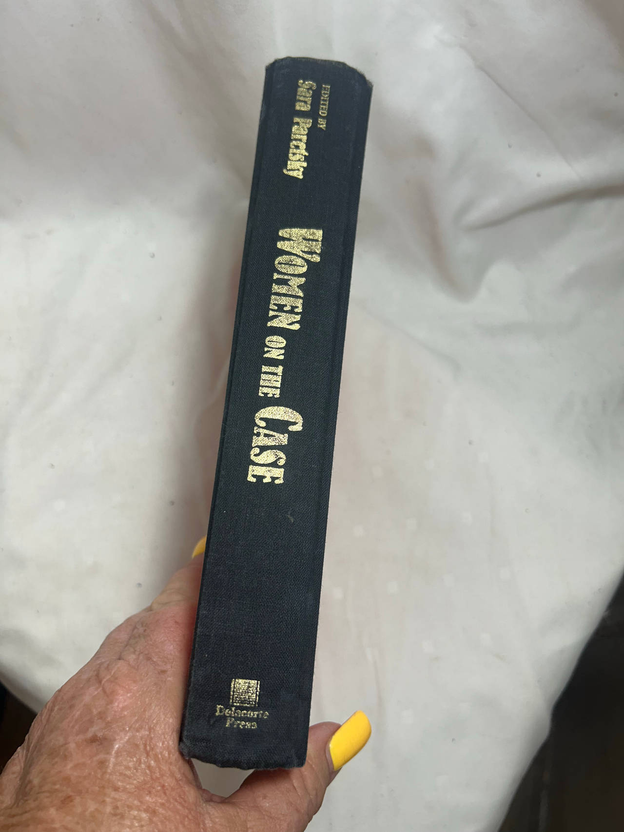 Women on the Case edited by Sara Paretsky