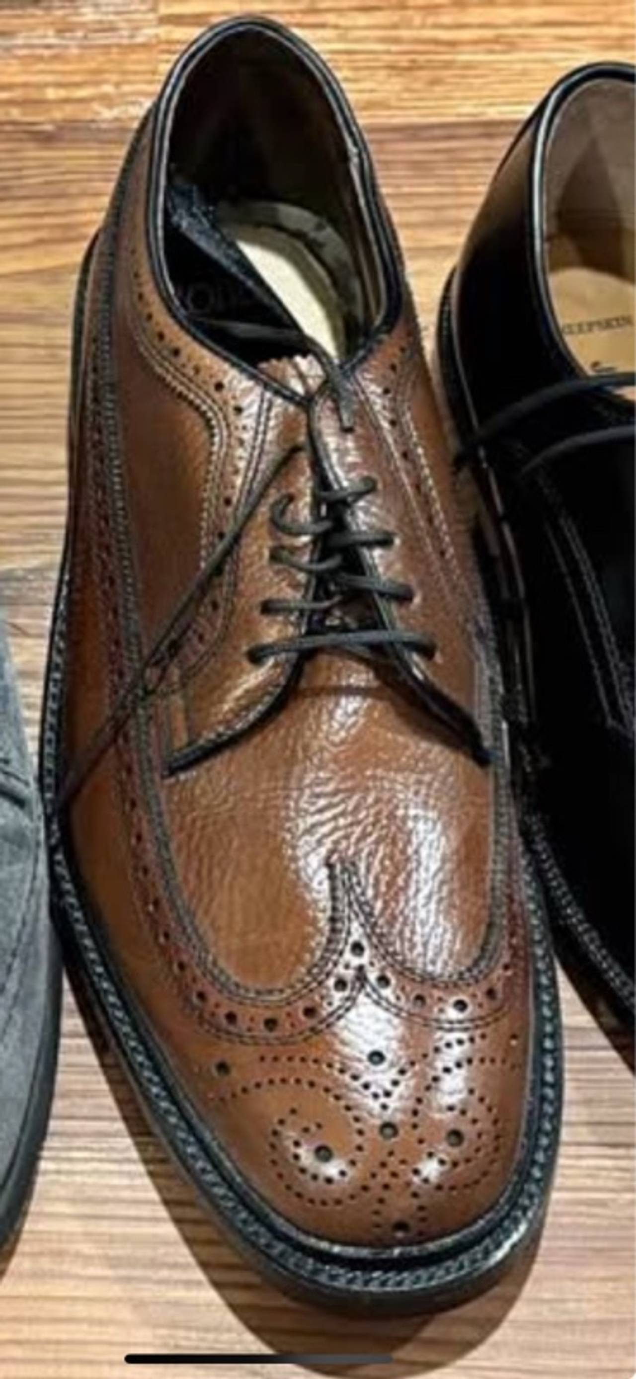 Knapp Vintage Brown Leather Wingtip Dress Shoes