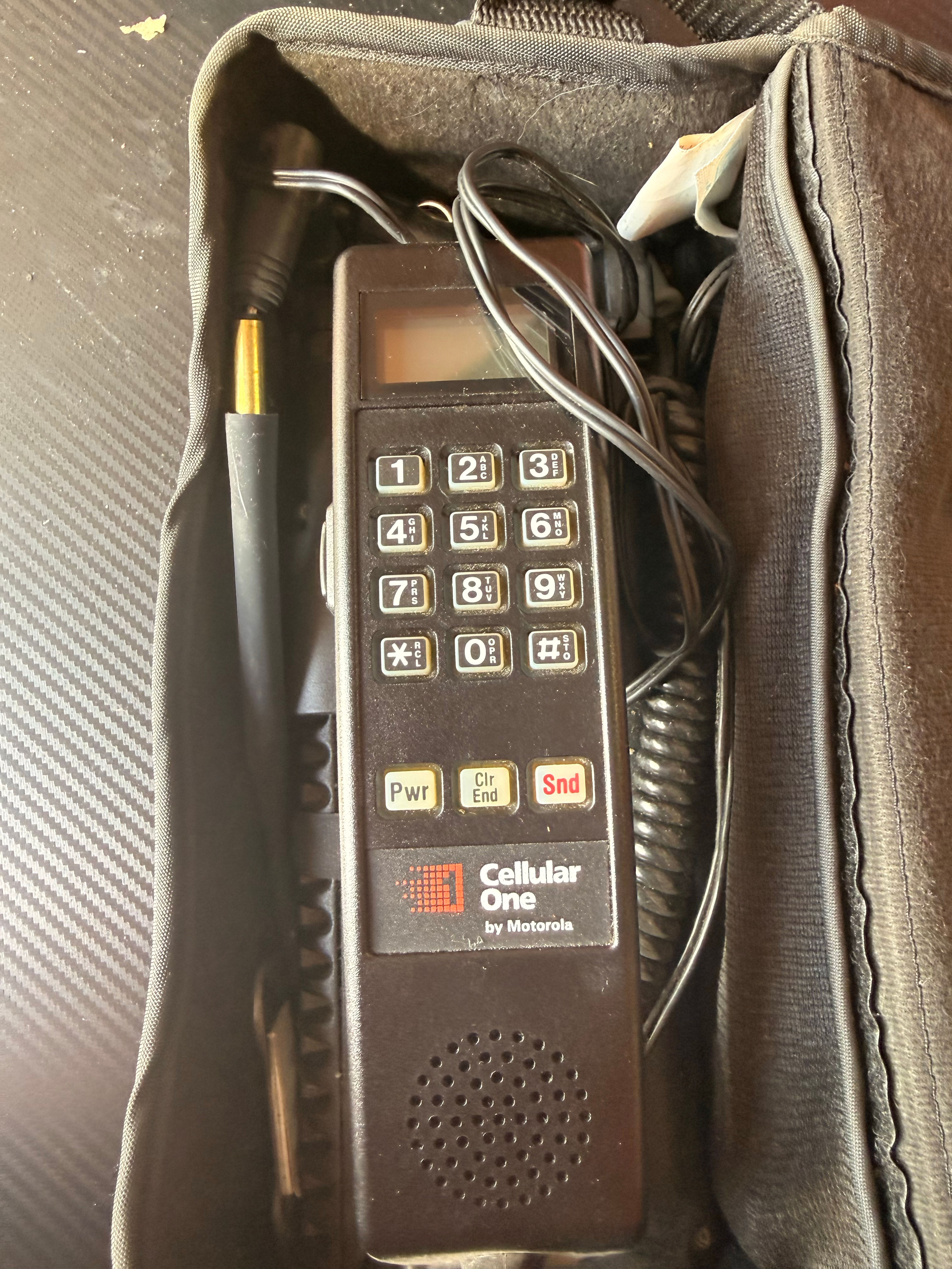 Motorola Cellular One Bag Phone