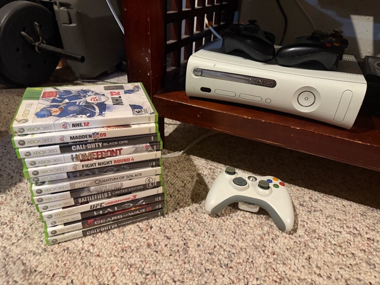 Microsoft Xbox 360 White 20GB Console