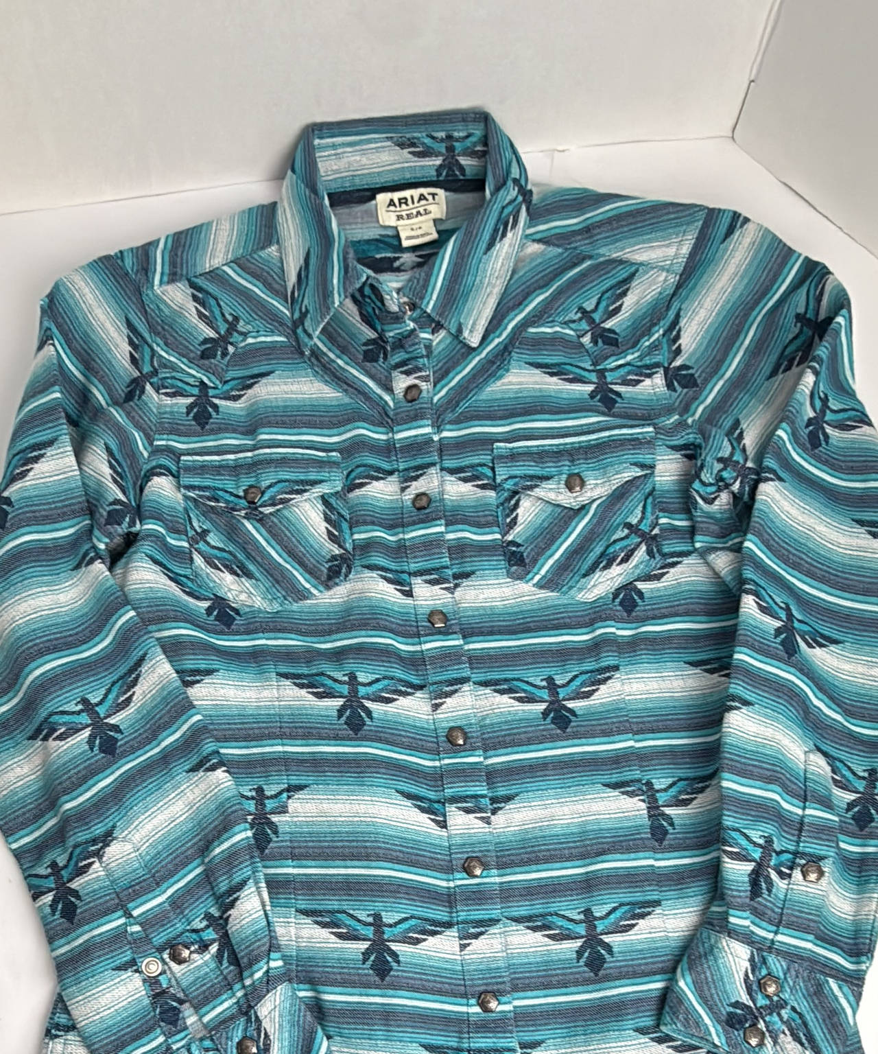Ariat Real Women's Southwestern Print Snap Shirt small