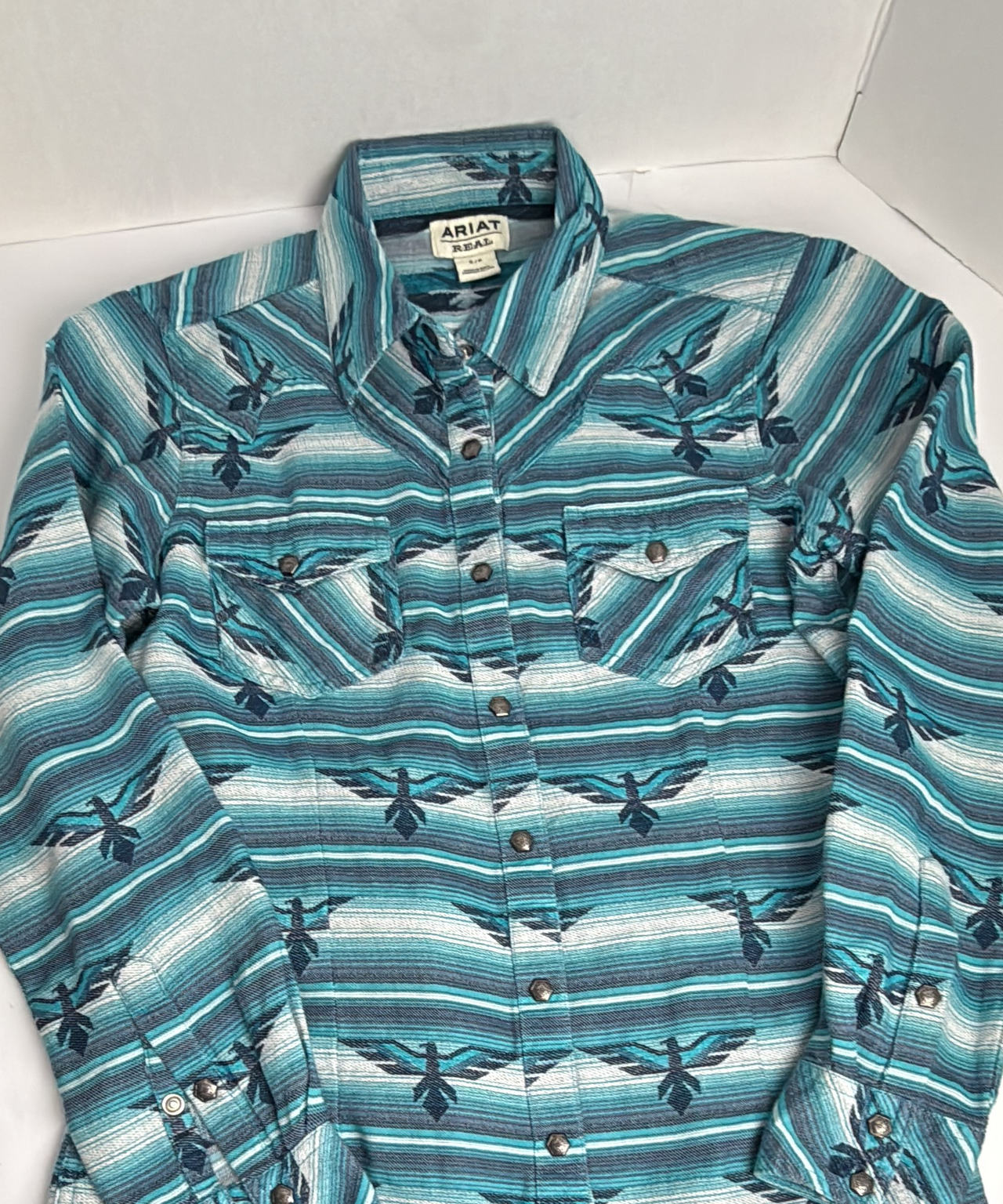 Ariat Real Women's Southwestern Print Snap Shirt small