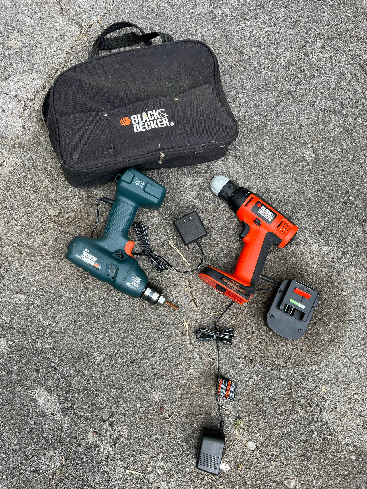 Black & Decker Cordless Drill Set