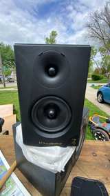 Wharfedale Diamond 7.2 Anniversary Edition Loudspeakers - Image 3