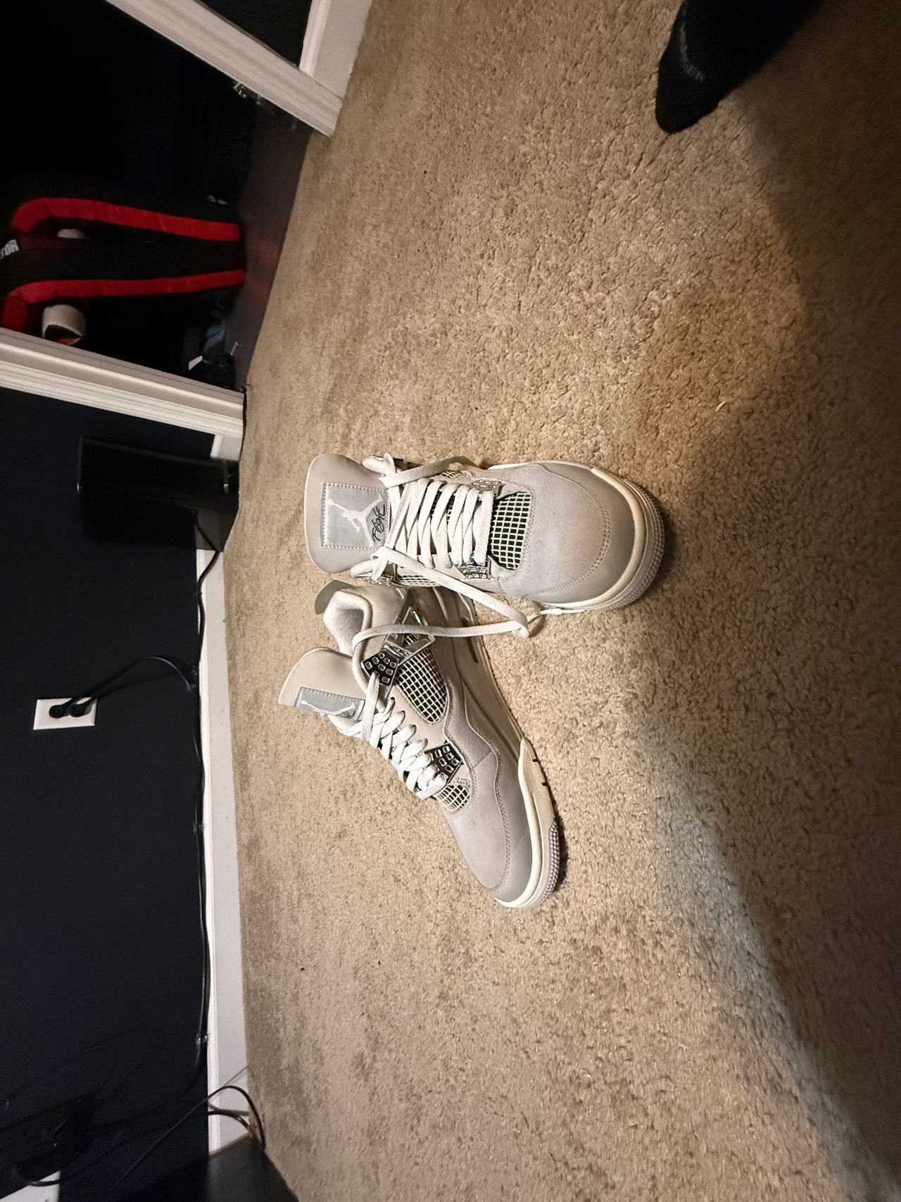 Air Jordan 4 Retro Frozen Moments