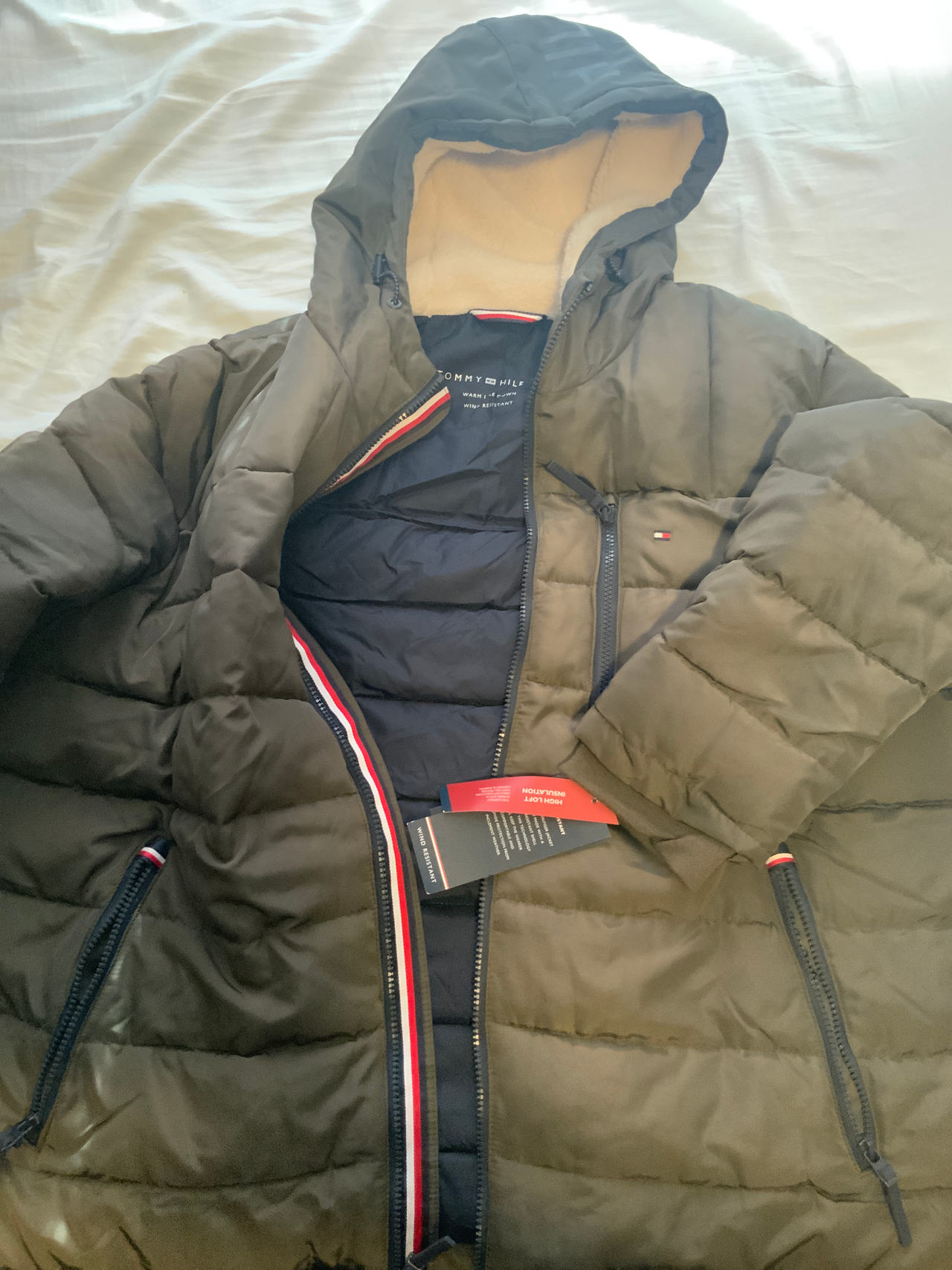 Tommy Hilfiger Men's XL Hooded Puffer Jacket