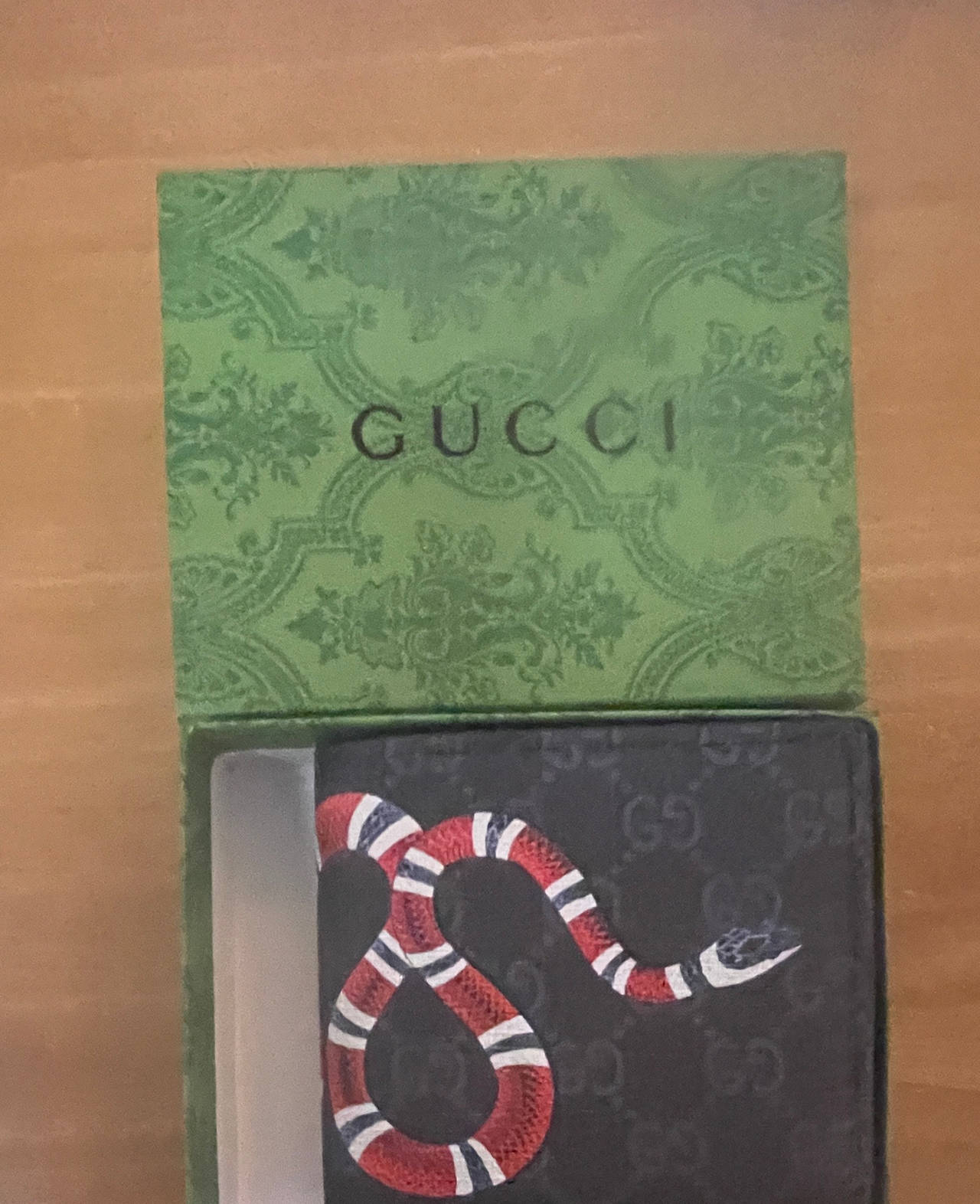 Gucci Kingsnake Print GG Supreme Wallet